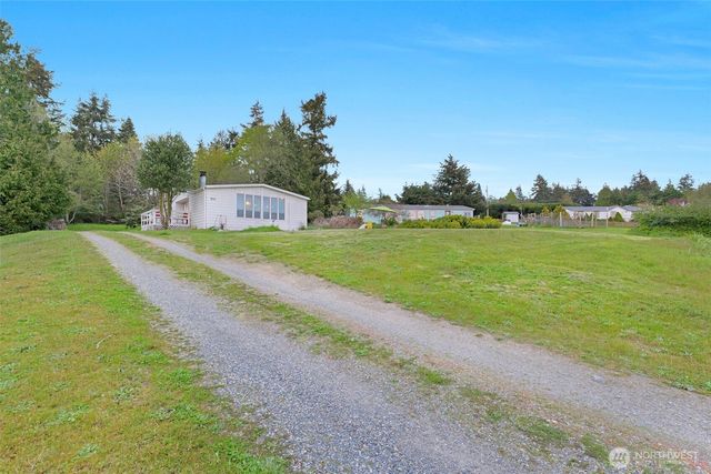 570 Crockett Lake Drive, Coupeville, WA 98239