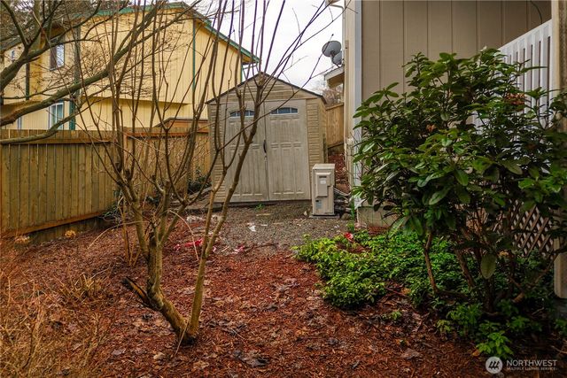 9431 Summerfield Loop SE, Olympia, WA 98513