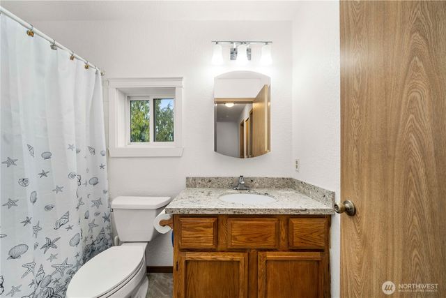 9431 Summerfield Loop SE, Olympia, WA 98513