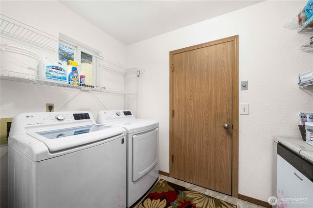 9431 Summerfield Loop SE, Olympia, WA 98513