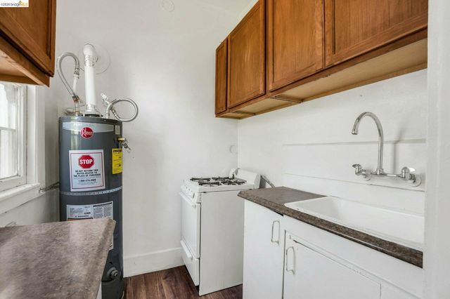 630 York, Vallejo, CA 94590