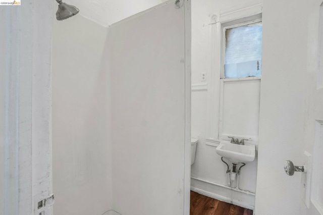 630 York, Vallejo, CA 94590