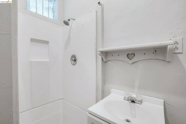 630 York, Vallejo, CA 94590