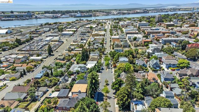 630 York, Vallejo, CA 94590