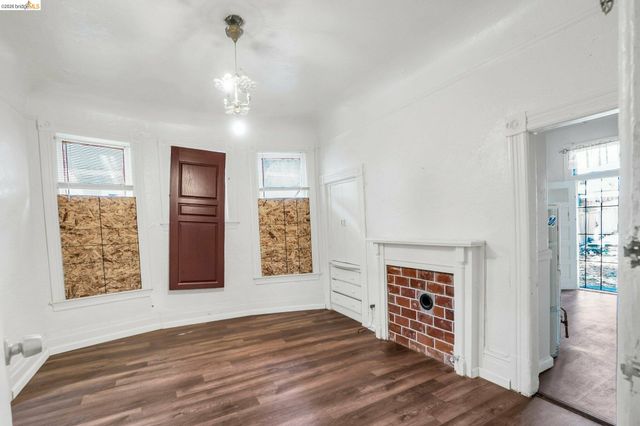 630 York, Vallejo, CA 94590