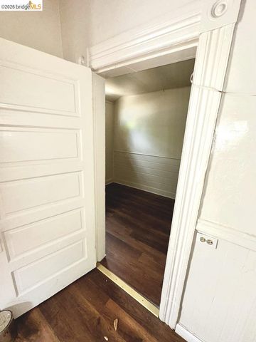 630 York, Vallejo, CA 94590