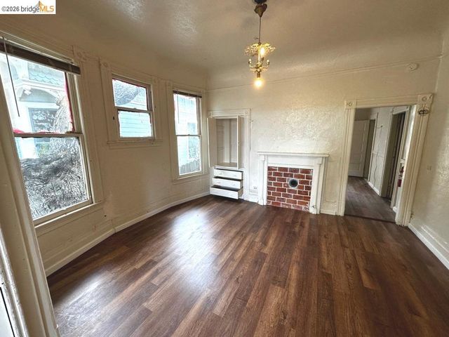 630 York, Vallejo, CA 94590