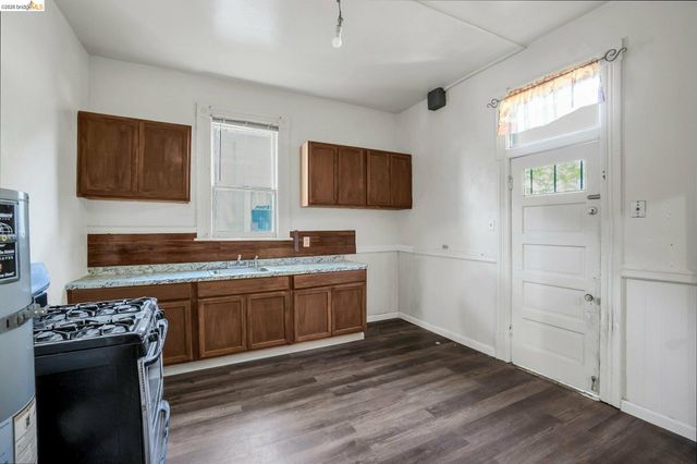 630 York, Vallejo, CA 94590