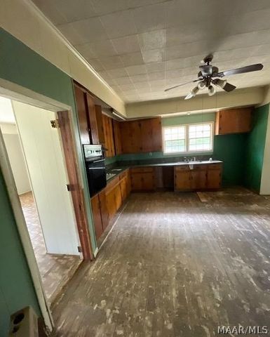 3209 Elmore Road, Wetumpka, AL 36092