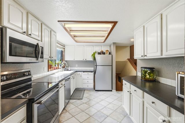 7611 49th Avenue W, Mukilteo, WA 98275