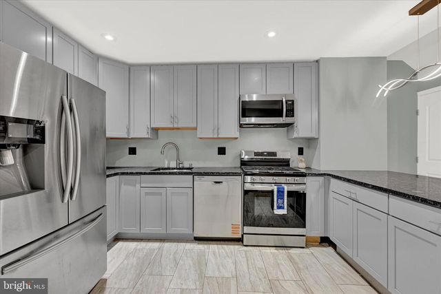 1421 HULL ST, Baltimore, MD 21230