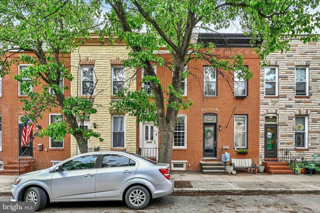 Image 2 of property listing at 1421 HULL ST, Baltimore, MD 21230