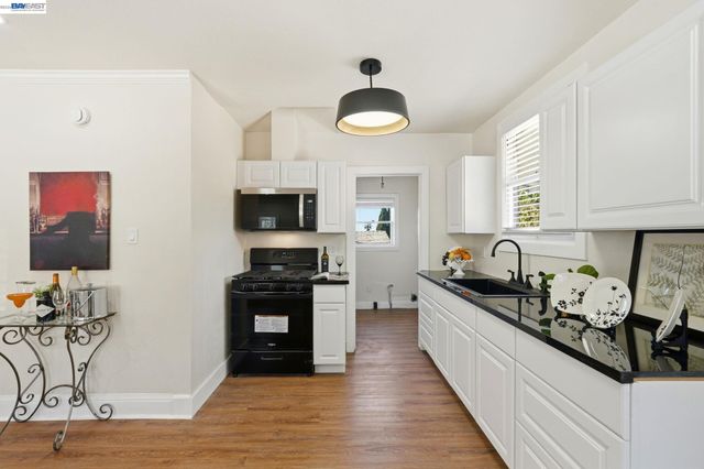 2957 73Rd Ave, Oakland, CA 94605