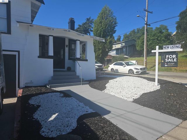 2957 73Rd Ave, Oakland, CA 94605