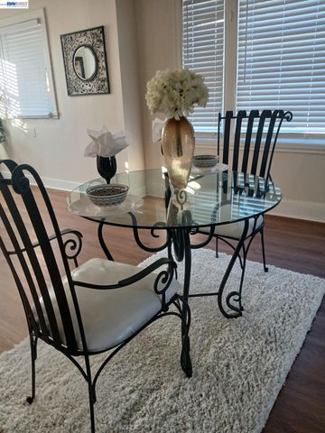 2957 73Rd Ave, Oakland, CA 94605