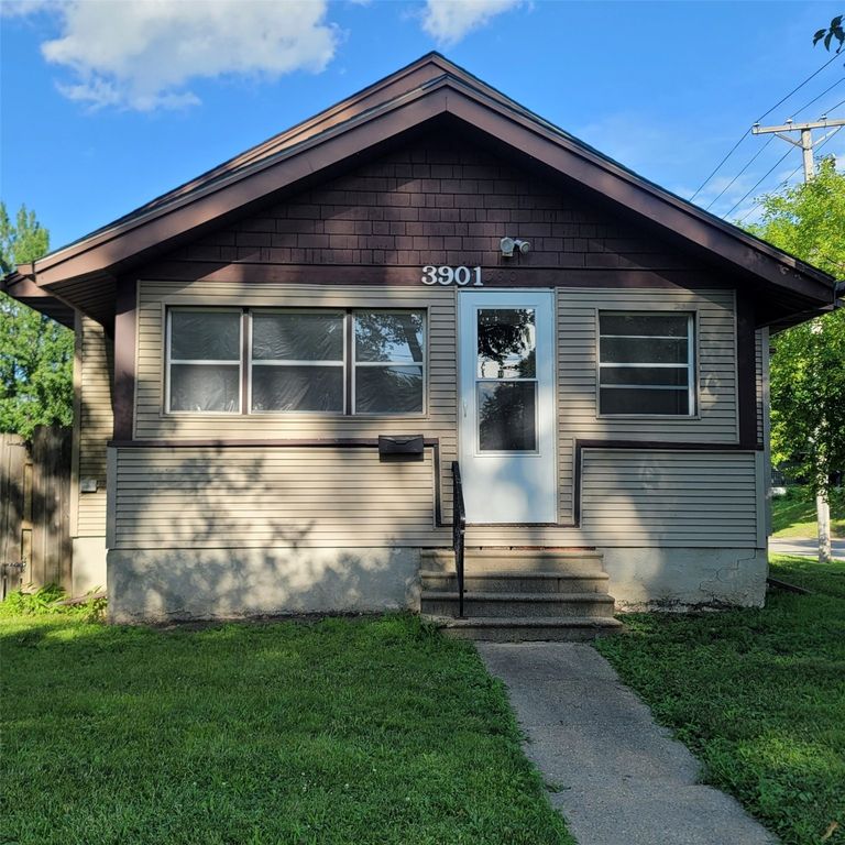 3901 3rd Street, Des Moines, IA 50313