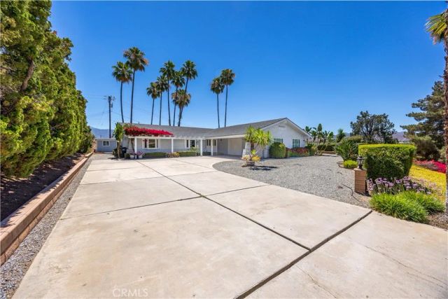 26660 Rim, Hemet, CA 92544