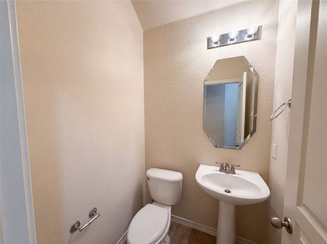 9816 Mullins Crossing Drive, Fort Worth, TX 76126