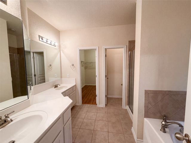 9816 Mullins Crossing Drive, Fort Worth, TX 76126