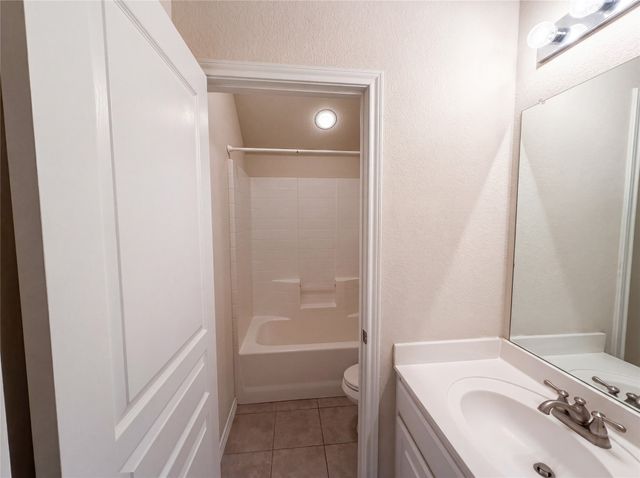 9816 Mullins Crossing Drive, Fort Worth, TX 76126