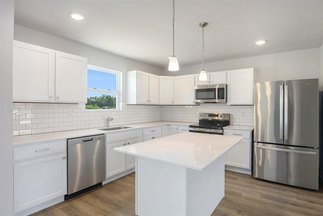 48549 Silver Oaks West, Mattawan, MI 49071