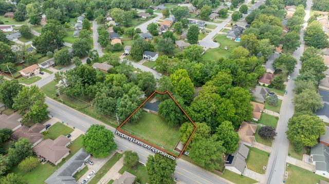 3606 South Moreland Avenue, Springfield, MO 65807