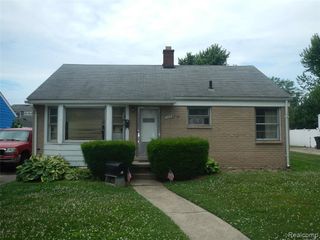 2085 Gardner Avenue, Berkley, MI 48072