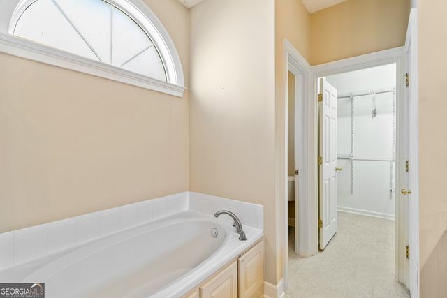 425 Fairway Court, Newnan, GA 30265