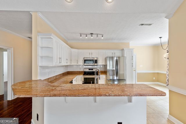 425 Fairway Court, Newnan, GA 30265