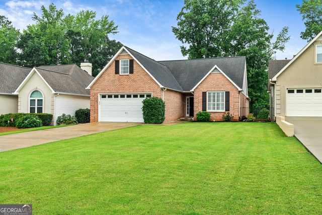 425 Fairway Court, Newnan, GA 30265