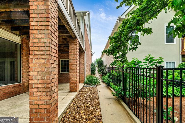 425 Fairway Court, Newnan, GA 30265