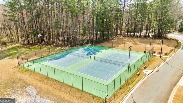 425 Fairway Court, Newnan, GA 30265