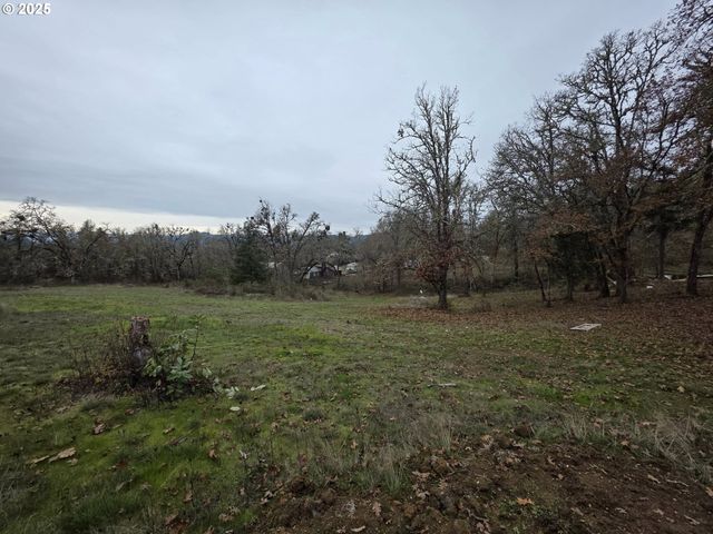 339 JUSTA Ln, Sutherlin, OR 97479