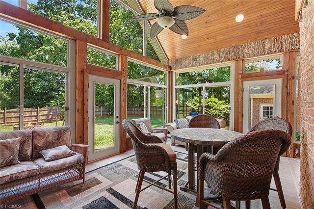 5337 Mckinney Court, Walkertown, NC 27051