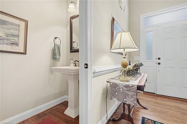 5337 Mckinney Court, Walkertown, NC 27051