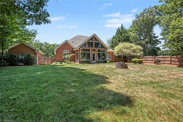 5337 Mckinney Court, Walkertown, NC 27051