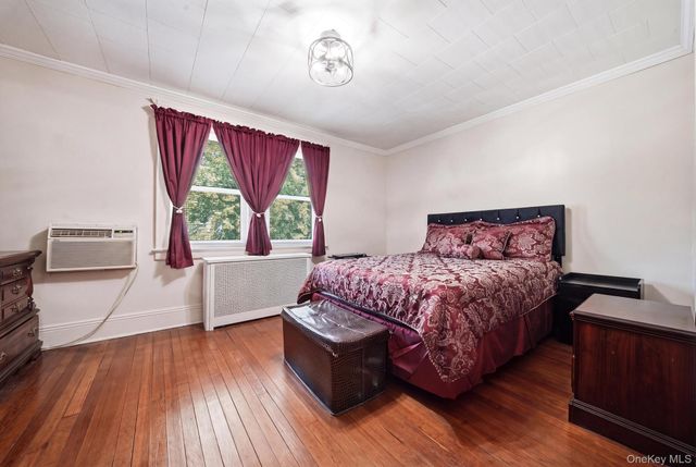 10244 85th Avenue, Richmond Hill, NY 11418
