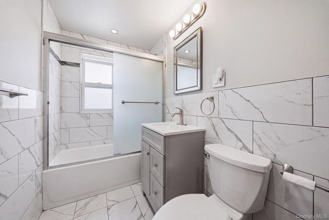 10244 85th Avenue, Richmond Hill, NY 11418