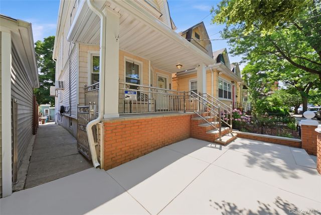 10244 85th Avenue, Richmond Hill, NY 11418
