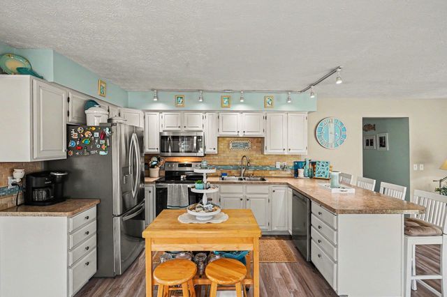3332 Shawnee Trail, Pinckney, MI 48169