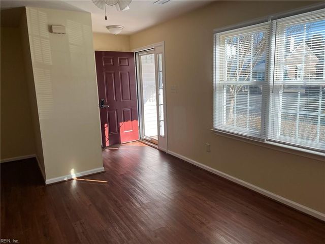 107 Cypress XING, Yorktown, VA 23693