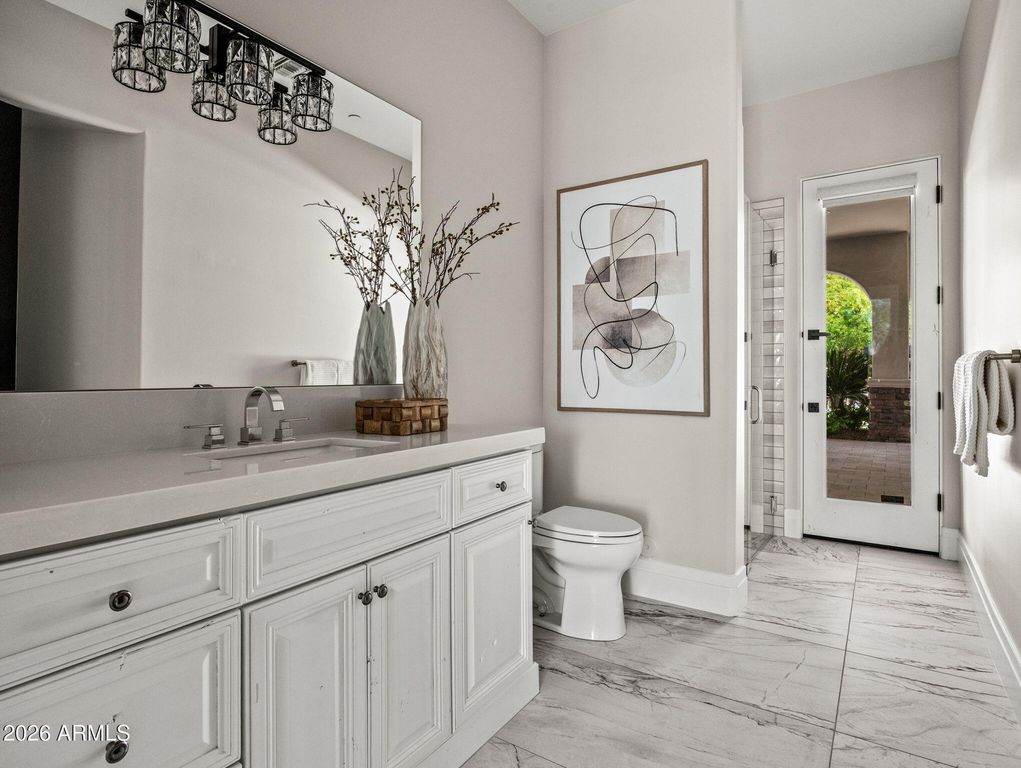 Image 12 of property listing at 13445 N 84TH Street, Scottsdale, AZ 85260