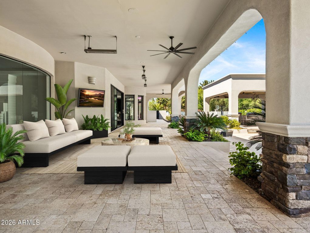 Image 6 of property listing at 13445 N 84TH Street, Scottsdale, AZ 85260