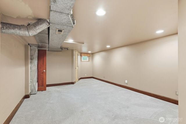 1560 28th Avenue W, Seattle, WA 98199