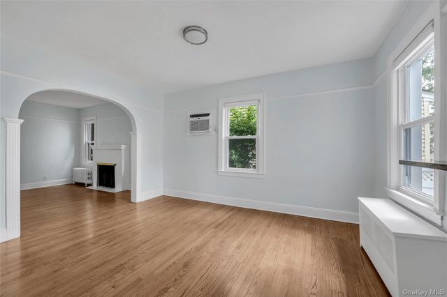 309 Marcellus Road, Mineola, NY 11501