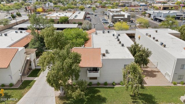 8842 N 8th Street 207, Phoenix, AZ 85020