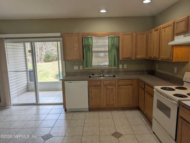 1807 LAGO DEL SUR Drive, Middleburg, FL 32068