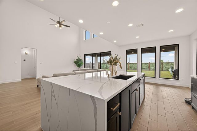 5335 Gilded Estates Drive, Richmond, TX 77469