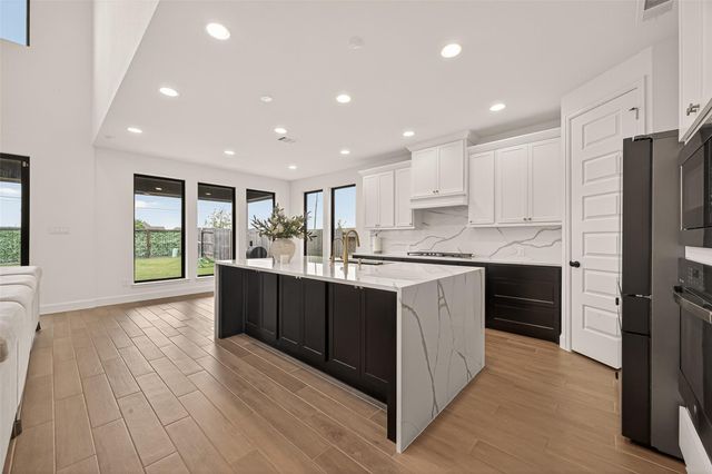 5335 Gilded Estates Drive, Richmond, TX 77469