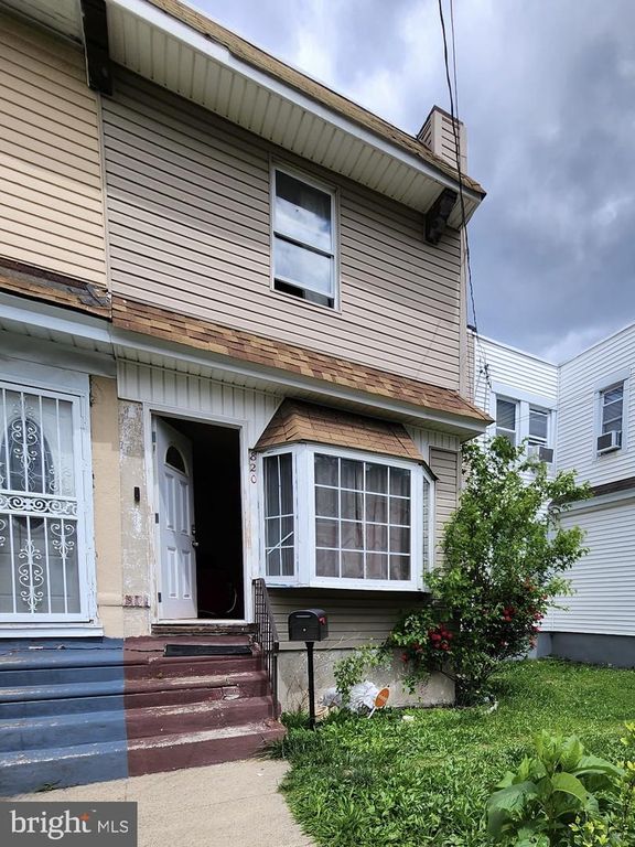 820 N 32ND ST, Camden, NJ 08105